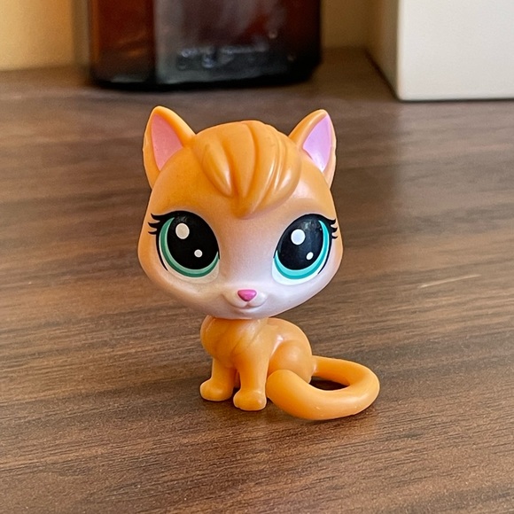 Littlest Pet Shop Toys Littlest Pet Shop Orange Kitty Cat C2528a